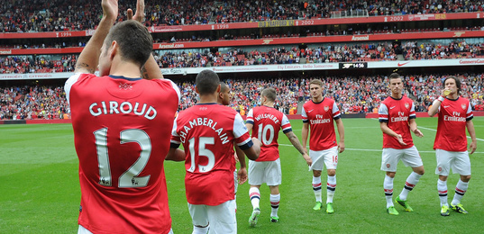 国际米兰连胜，齐沃调整团队，迪乌夫证明实力，马丁内斯复出，球队士气回升。