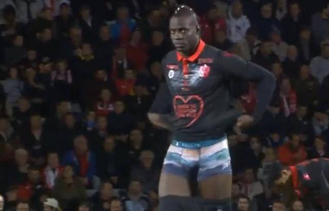 ESPN：内马尔将在休赛期切除部分半月板，最后三轮将带伤出战