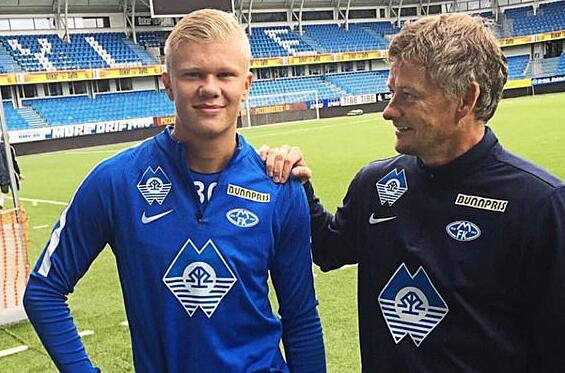 世界杯诡事录之抽签篇：重温国足被抽出的那一刻（世界杯奇闻录·抽签记：再现国足被抽中的瞬间）