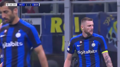 巴萨有意？德天空：努萨没解约条款，莱比锡冬窗不打算卖他（德天空：巴萨心仪努萨？其无解约条款，莱比锡冬窗无意放人）