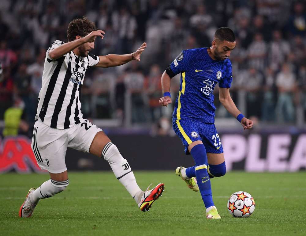 小法：我吃着爆米花看阿森纳vs拜仁，这场比赛能学到很多东西（小法：一边吃爆米花看阿森纳对阵拜仁，这场球能学到不少）