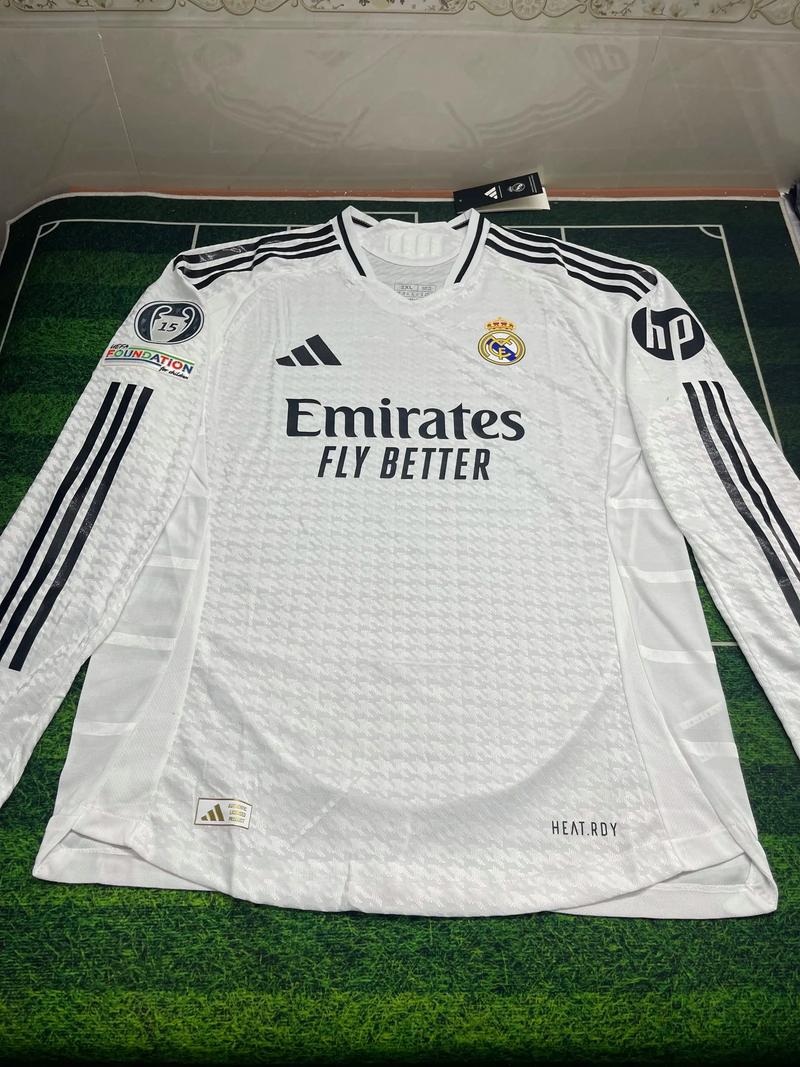 阿莫林：没去想5场不败我想的是2场没赢了；我们离完美还很远（阿莫林：与其谈五场不败，不如直面两场不胜；距离完美仍很远）