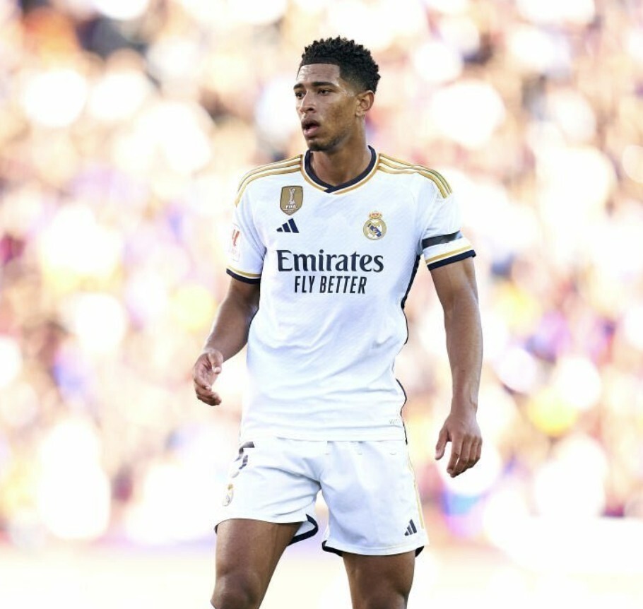 本轮欧冠最佳阵容：姆巴佩、维蒂尼亚领衔，赖斯、库库在列（本轮欧冠最佳阵容公布：姆巴佩、维蒂尼亚压阵，赖斯、库库上榜）