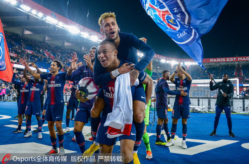 德天空：吉拉西的合同中有仅适用皇萨城等7队的解约条款（德天空：吉拉西合同含仅对皇马、巴萨、曼城等7队生效的解约条款）