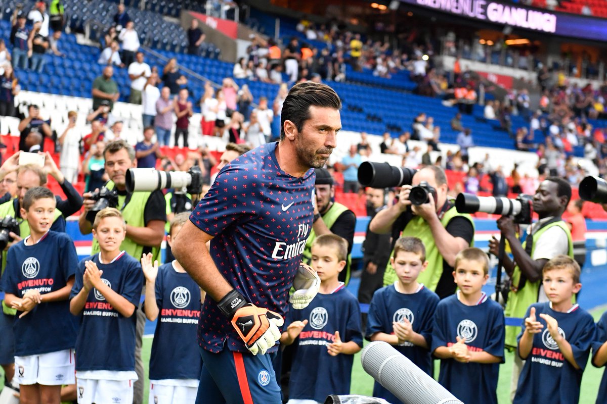 伯恩茅斯VS切尔西：黑马风暴对决蓝军豪门，活力球场生死博弈（伯恩茅斯对阵切尔西：黑马冲击蓝军豪门，活力球场上演生死之战）