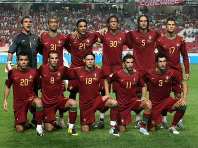 每体：卡萨多腹股沟有些刺痛，初步看来情况并不严重（每体：卡萨多腹股沟出现轻微刺痛，初步判断无大碍）