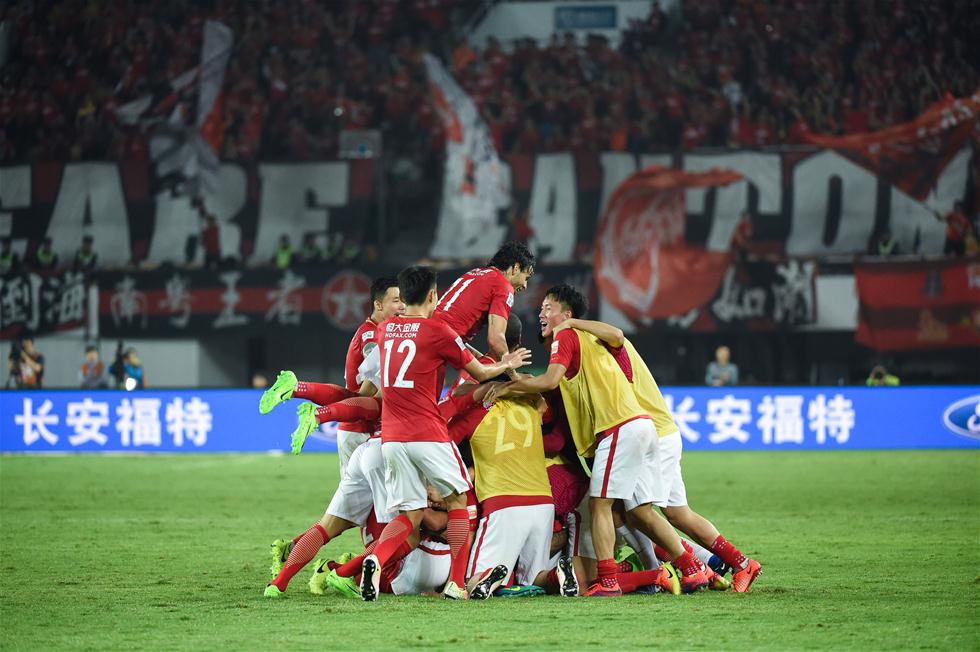 波媒：佛罗伦萨有意斯佩齐亚的波兰国脚维希涅夫斯基（波兰媒体称佛罗伦萨有意引进斯佩齐亚的波兰国脚维希涅夫斯基）