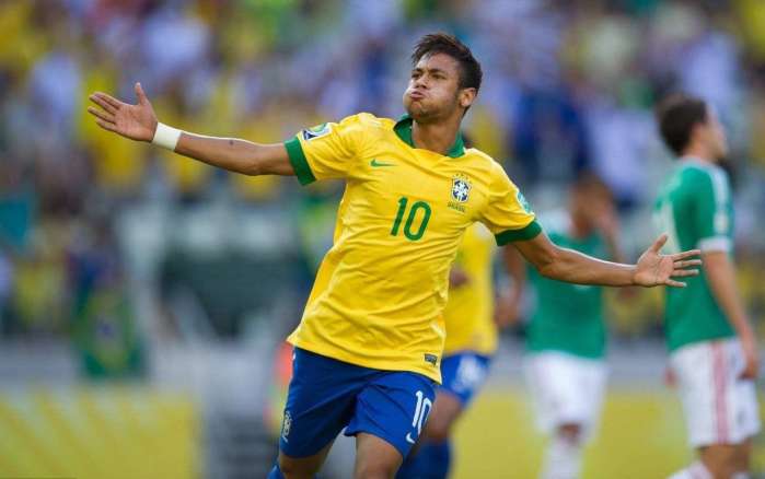 替补上阵，国米两位小将斯皮纳塞和博沃上演一线队首秀（国米两小将斯皮纳塞、博沃替补登场迎来一线队处子秀）