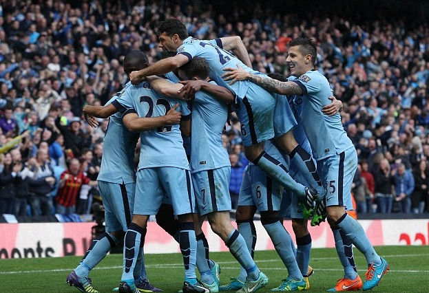 巴萨严打黄牛，追捕323起法兰克福球迷转售案件！（巴萨重拳整治黄牛，追查法兰克福球迷323起转售案）